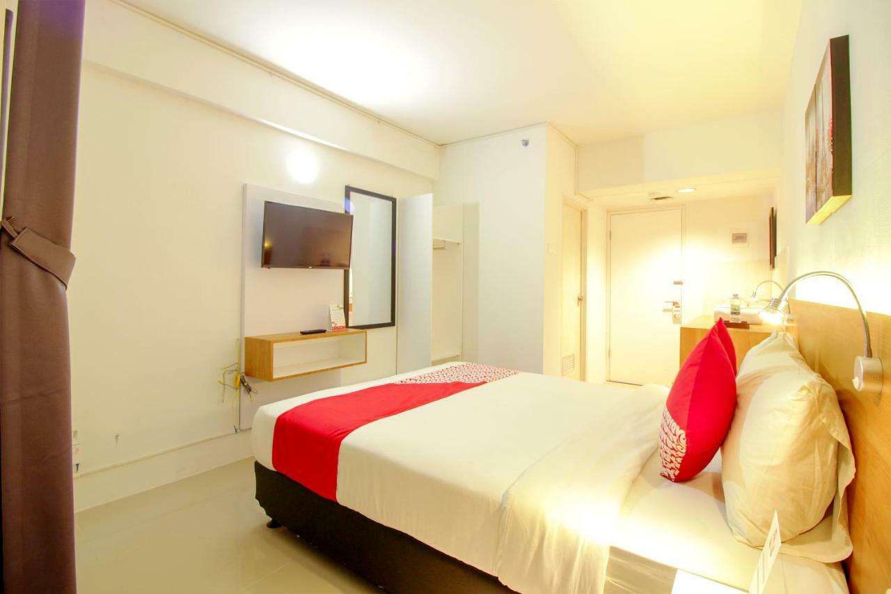 Oyo Flagship 1260 Sentraland Karawang Hotel Kültér fotó